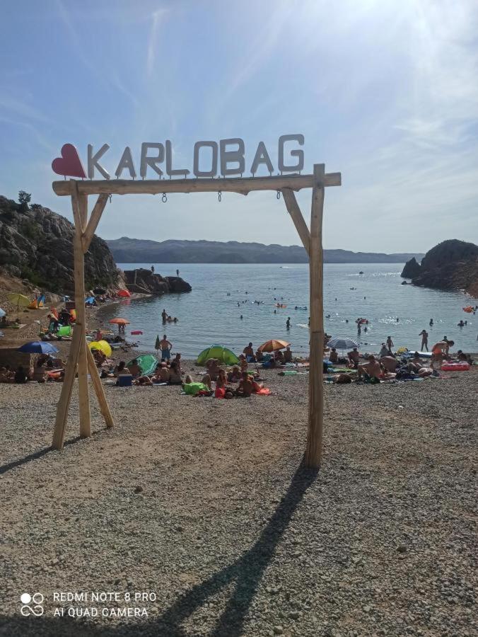 Apartmani Ivankovic Karlobag Exteriér fotografie
